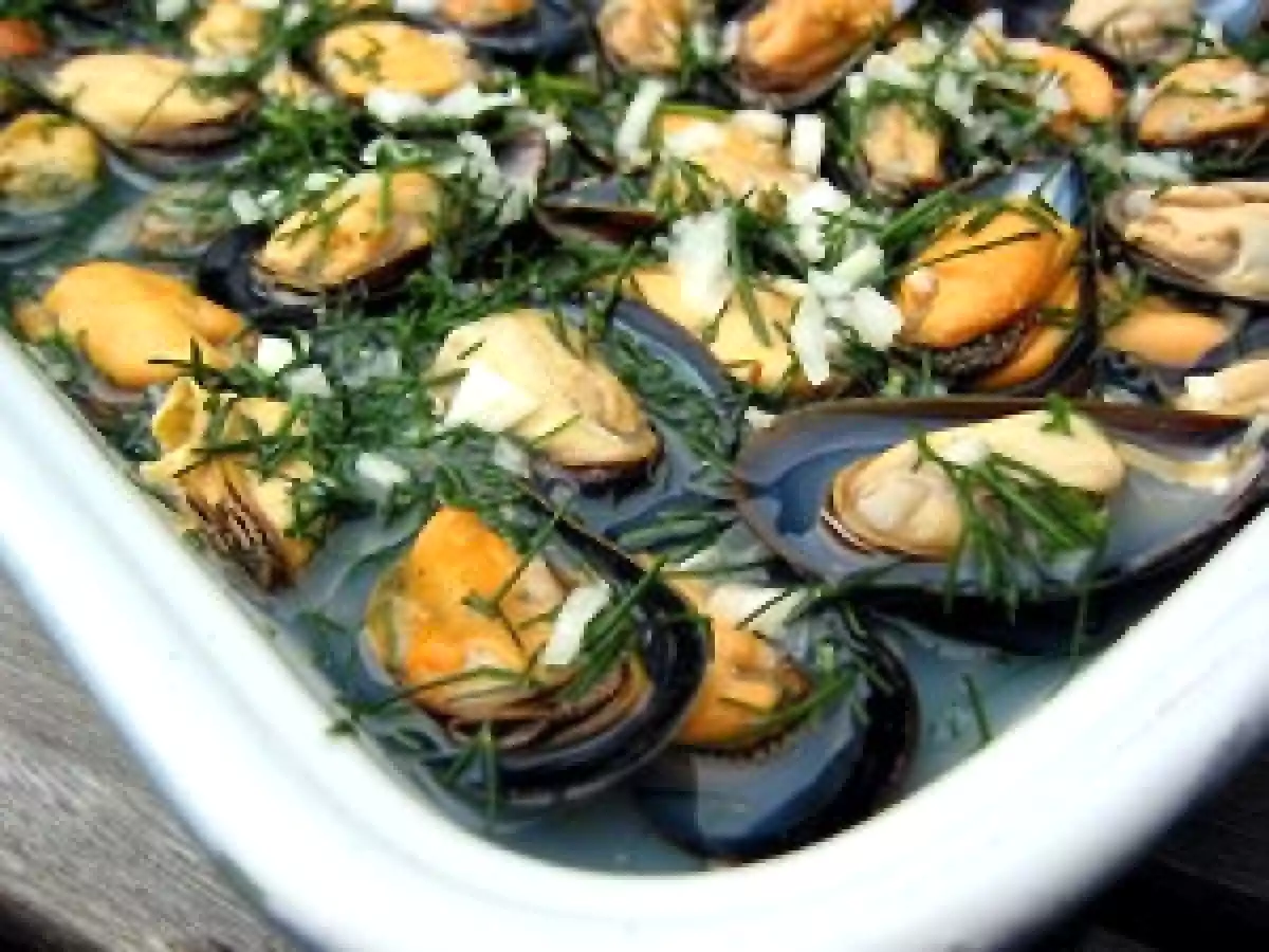 Moules marinées au fenouil