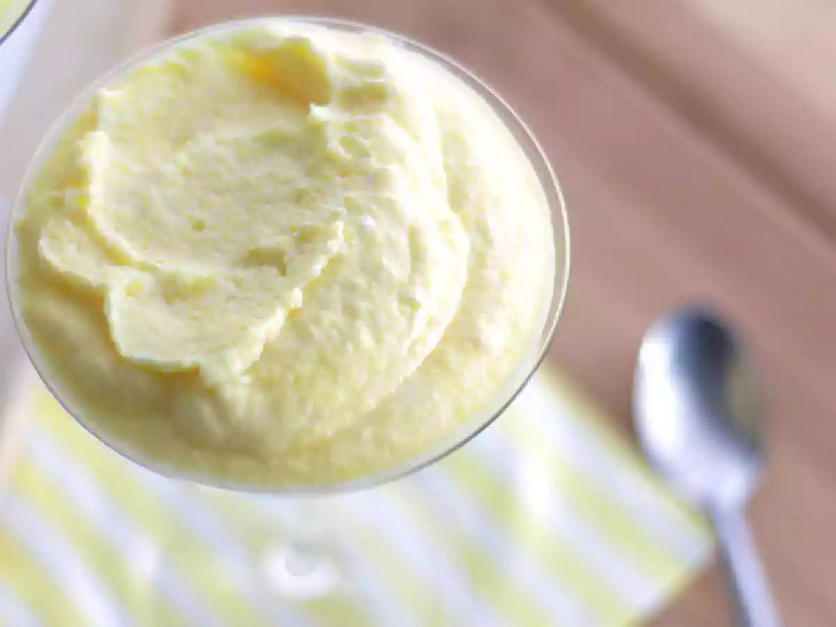 Mousse à la mangue onctueuse