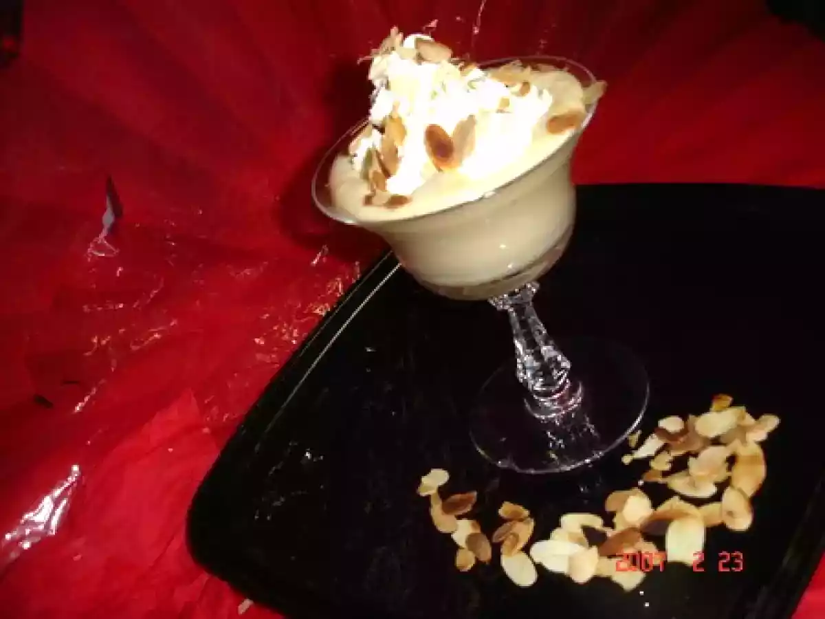 Mousse au chocolat blanc à la purée d'amande (sublîme) - photo 2