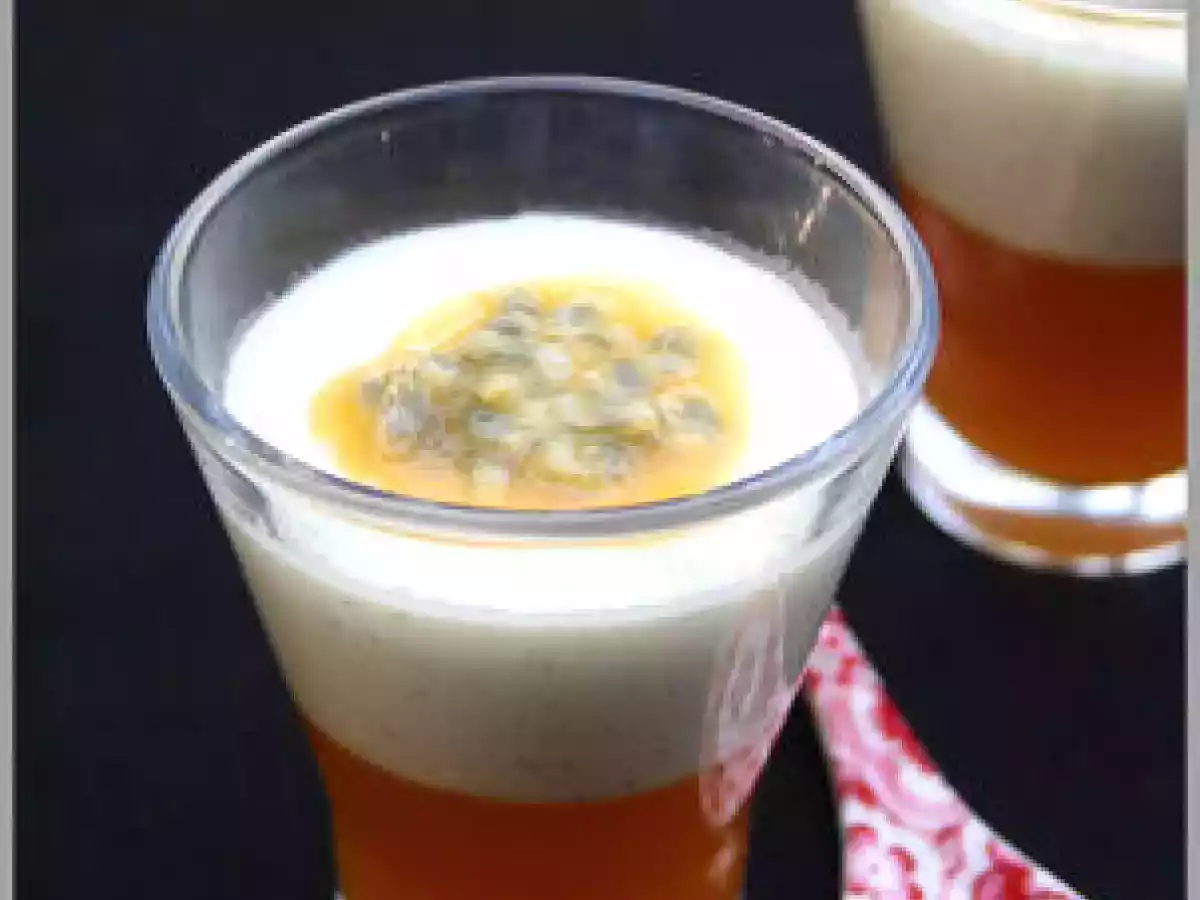 Mousse au chocolat blanc et gelée aux fruits de la passion