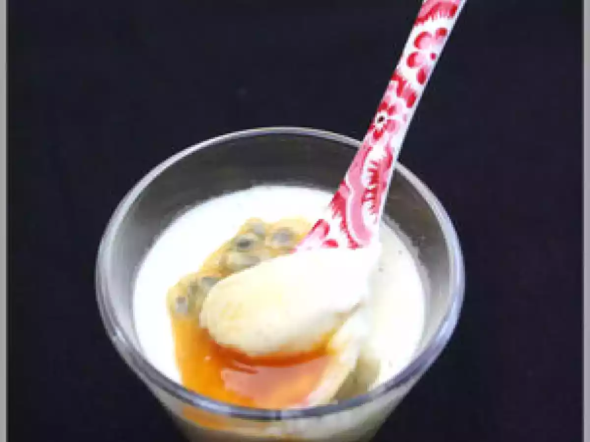 Mousse au chocolat blanc et gelée aux fruits de la passion - photo 2