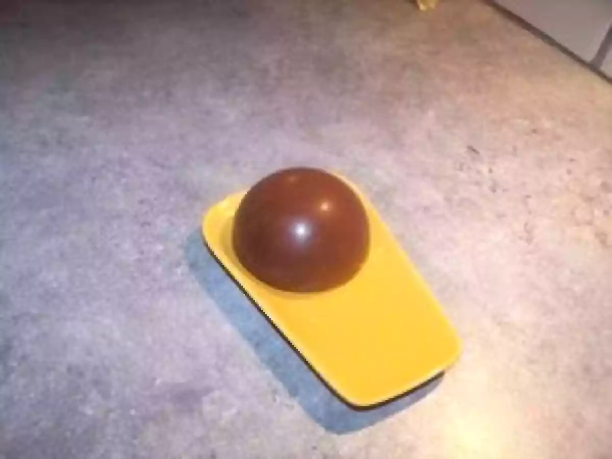 Mousse au chocolat caramel et sa coque au chocolat au lait