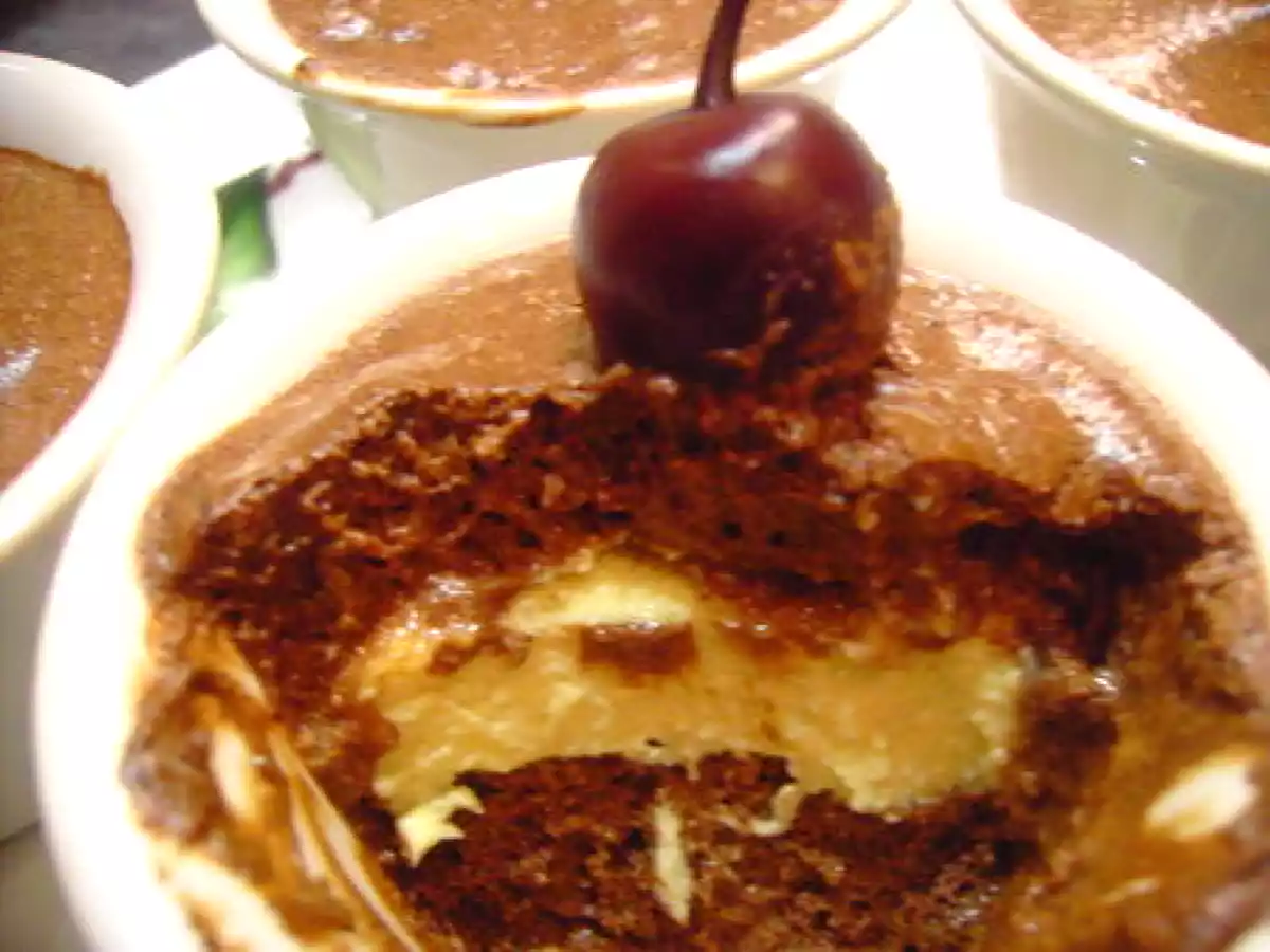 Mousse au chocolat, coeur de crème brûlée et griottes - photo 5