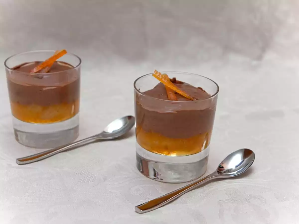 Mousse au chocolat sur marmelade de clémentines