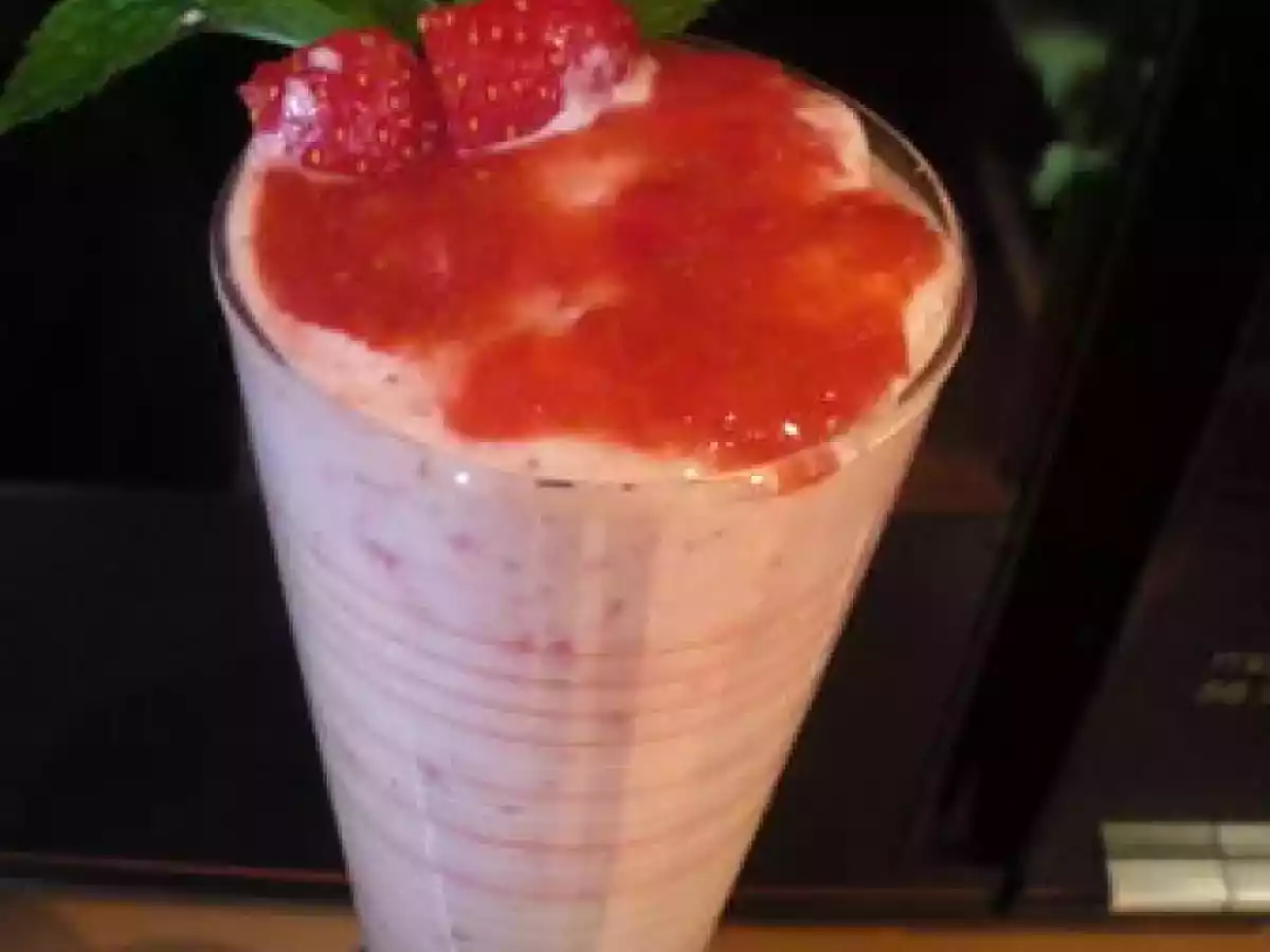 Mousse aux fraises au lait GLORIA