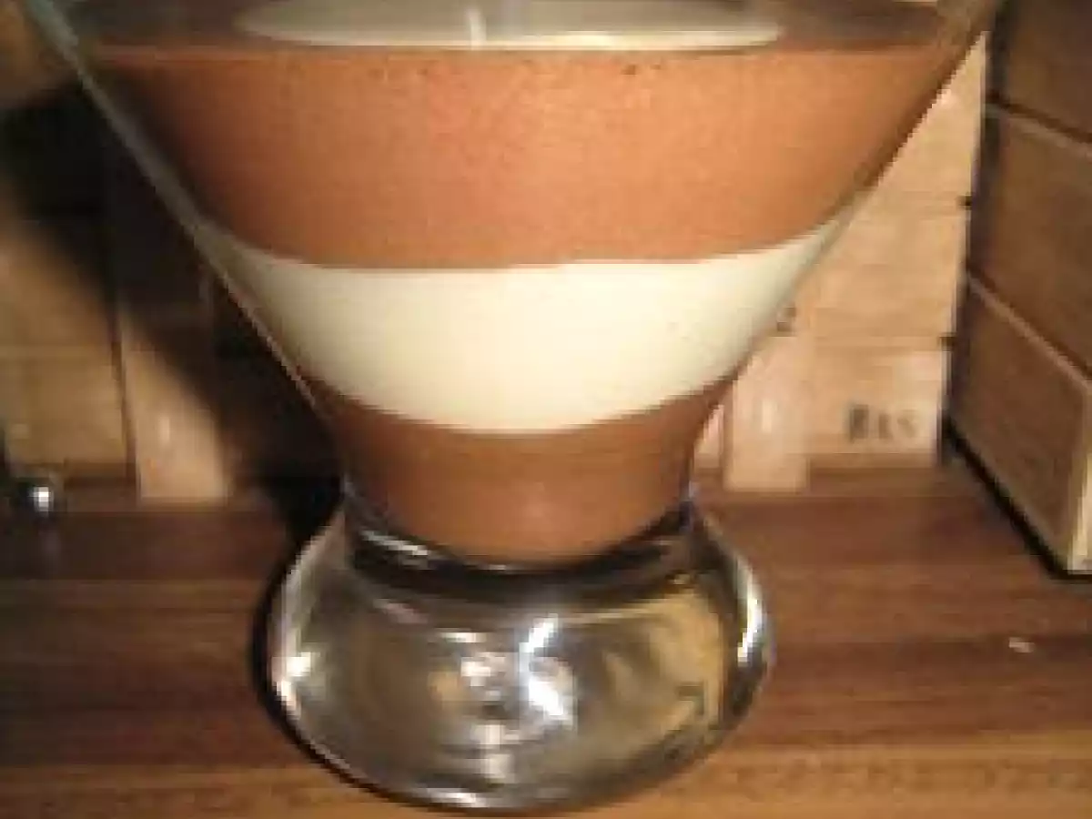 Mousse bicolore au chocolat (au lait et blanc)