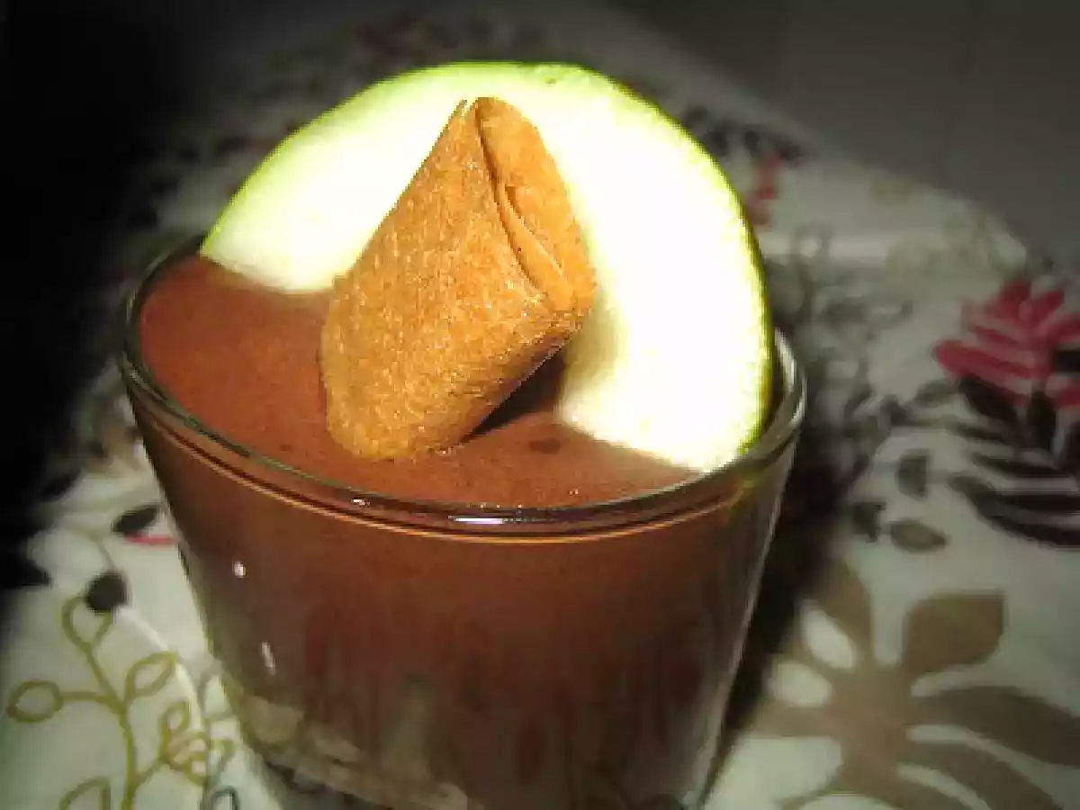 Mousse chocolat sur lit de poires et sur fruits passion!!!! - photo 3