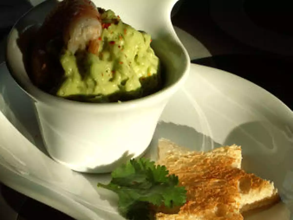 Mousse d'avocat au siphon