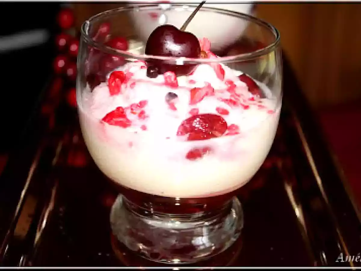 MOUSSE DE CHOCOLAT BLANC AUX GRIOTTES