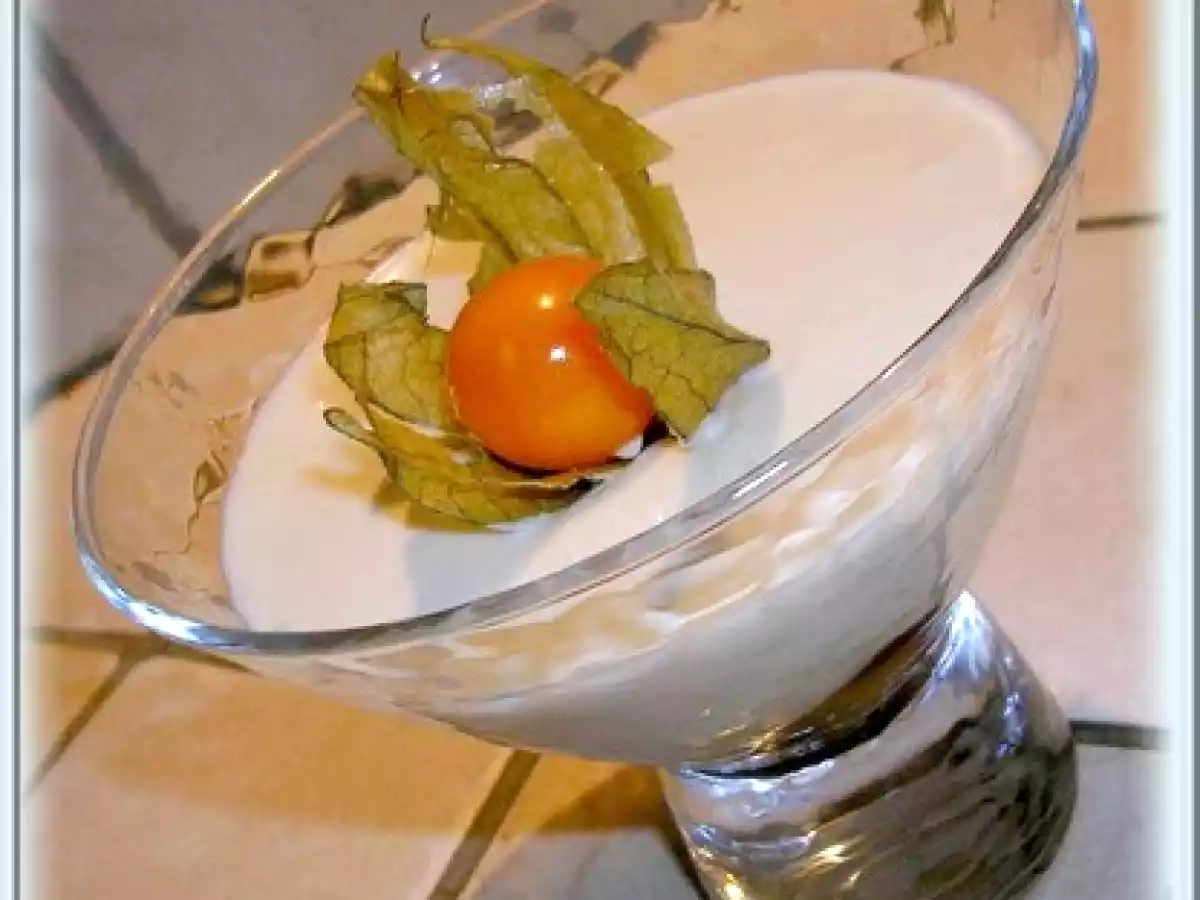 MOUSSE DE COCO AU TOFU SOYEUX SUR BANANES CARAMELISEES