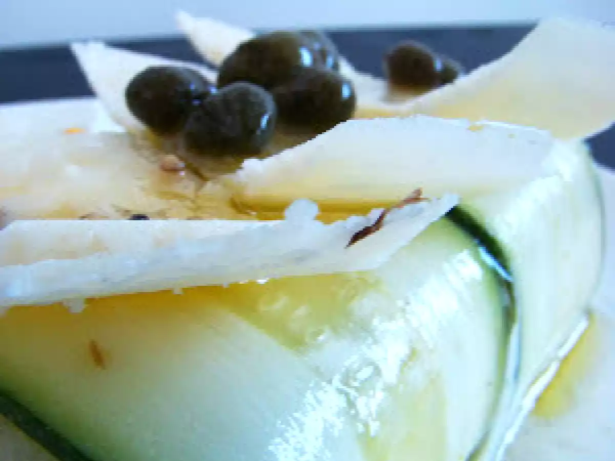 Mousse de coriandre en habit de courgette et quelques miettes d'haddock