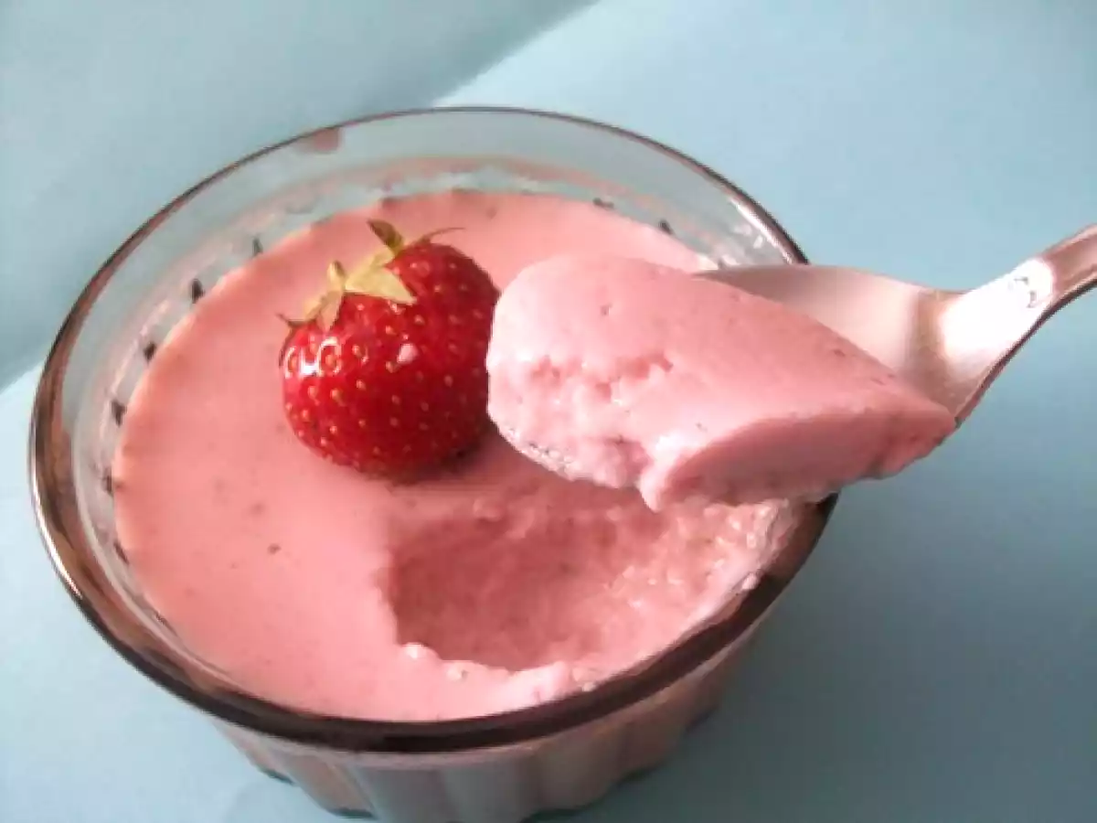 MOUSSE DE FRAISE ALLÉGÉE