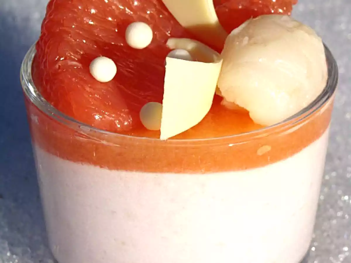 Mousse de litchis et pamplemousse