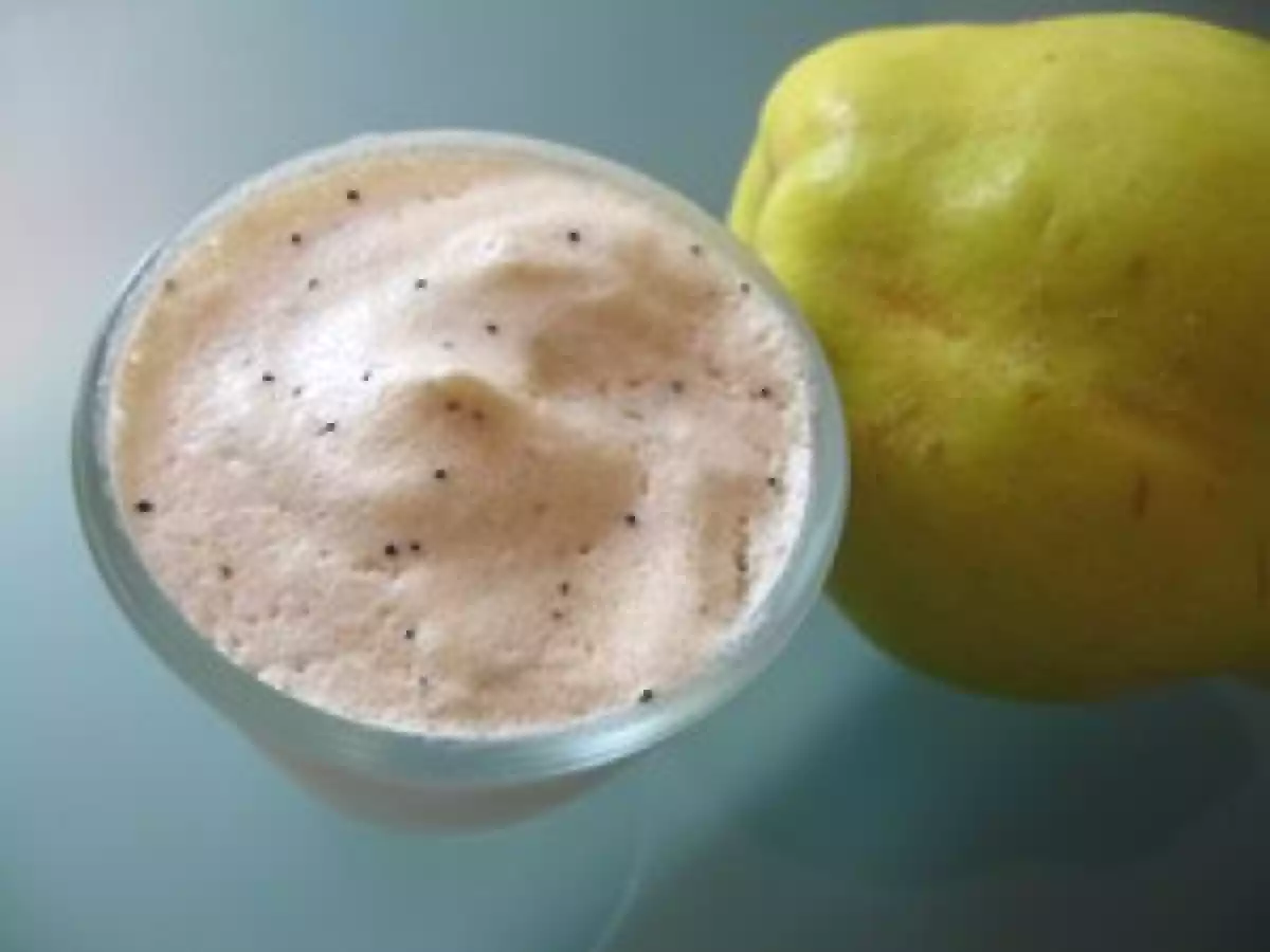 Mousse fromage blanc-coing-tonka