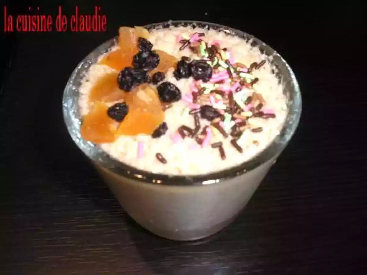 Mousse pomme-cannelle et fruits secs