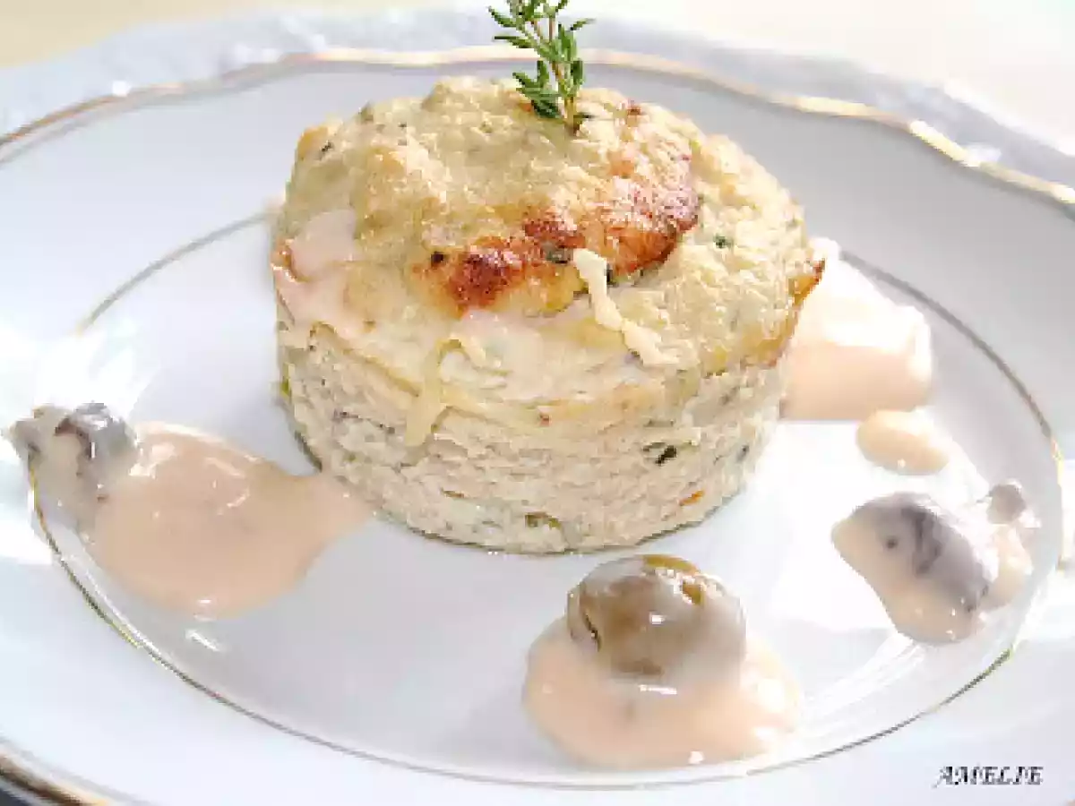 MOUSSELINE DE VOLAILLE AUX PETITS LEGUMES ET SA SAUCE FINANCIERE