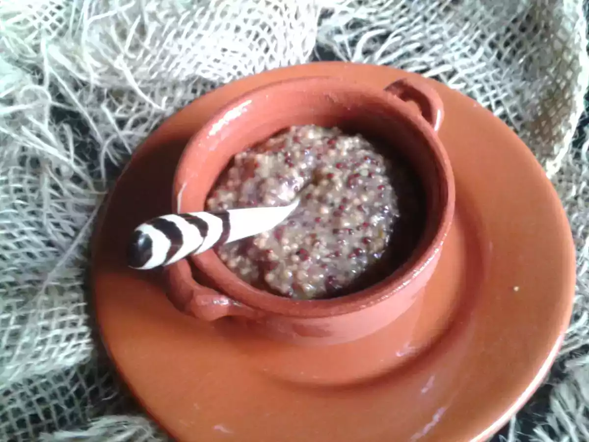 Moutarde à la rhubarbe et à la bière Leffe