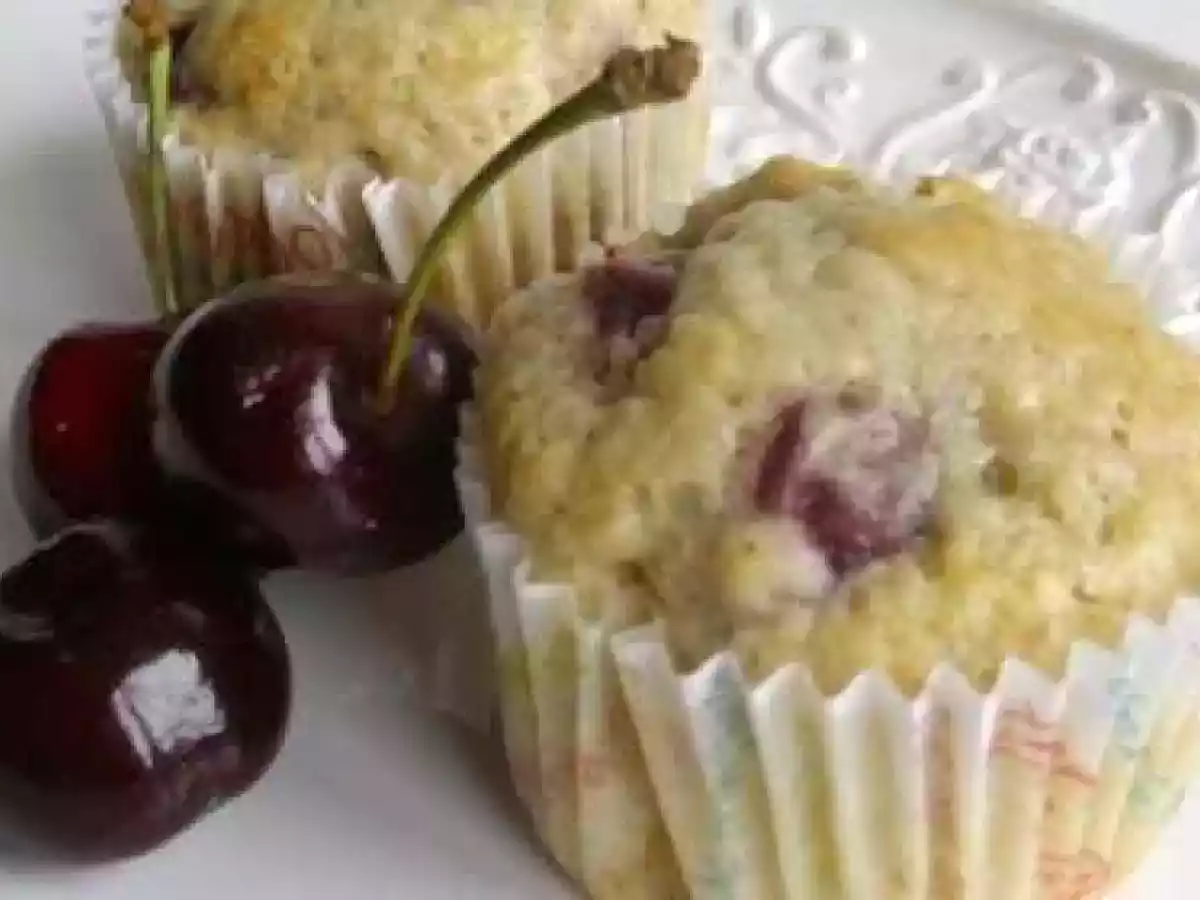 Muffin cerise rhubarbe