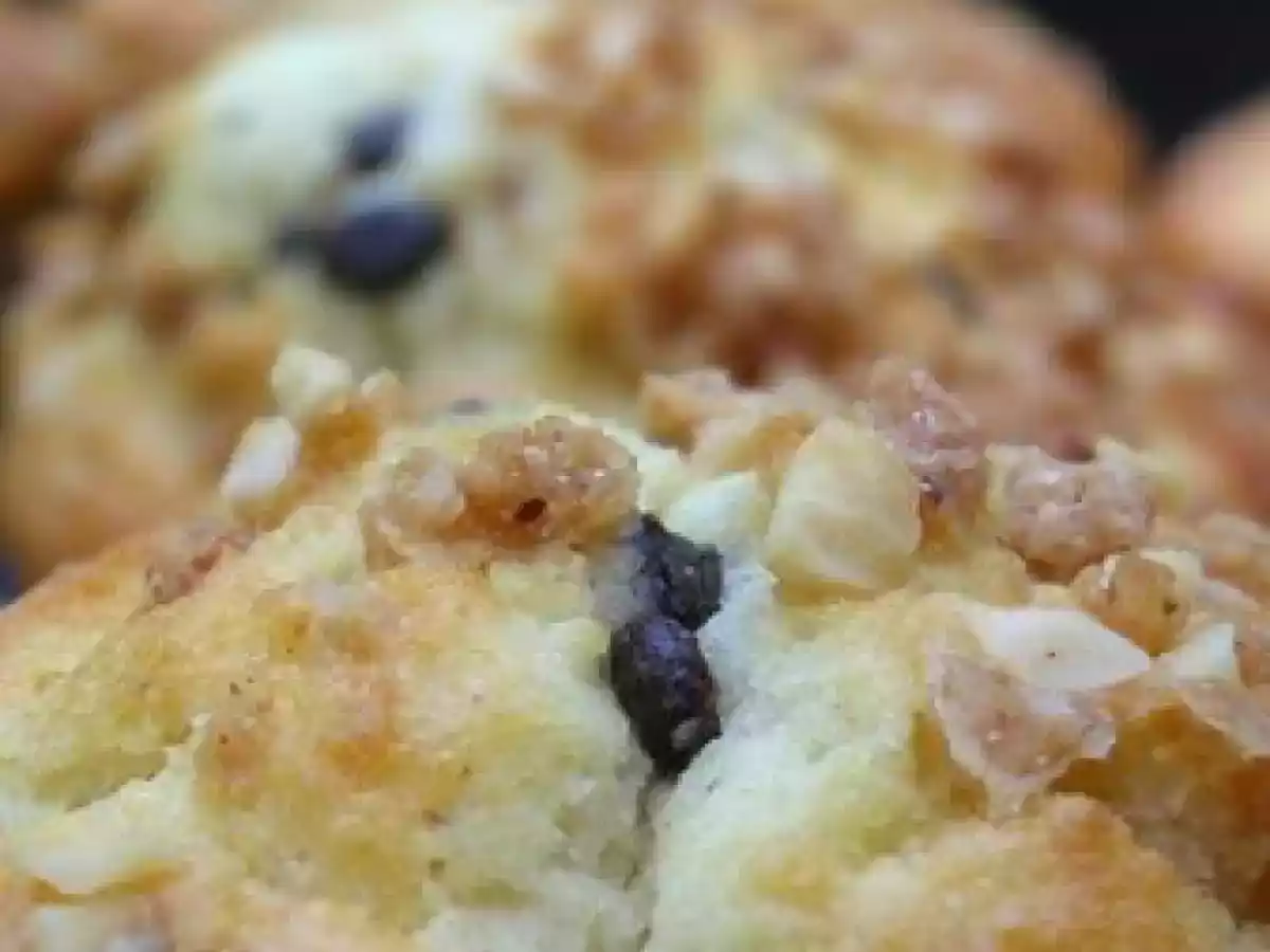 Muffins à la vanille, aux Pépites de Chocolat et aux Noisettes Caramélisées - photo 3