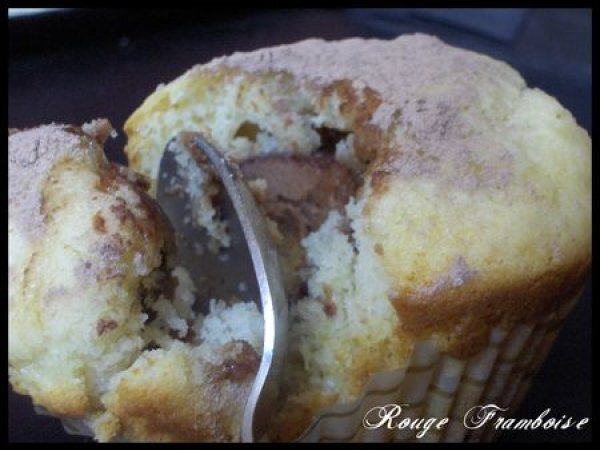 Muffins Au Chocolat Blanc Et Coeur De Chocolat Praline Echange Gourmand Recette Ptitchef