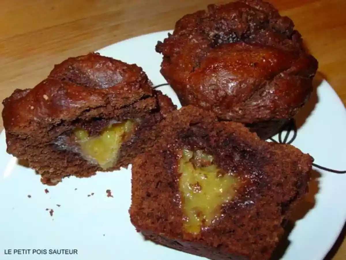 Muffins au chocolat fourrés à la confiture d'oranges