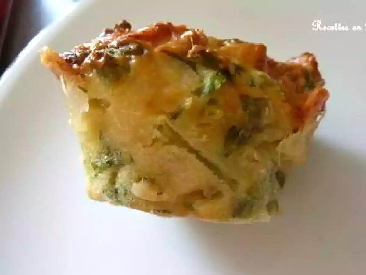 MUFFINS AUX FANES DE RADIS, COMTE ET CHÈVRE