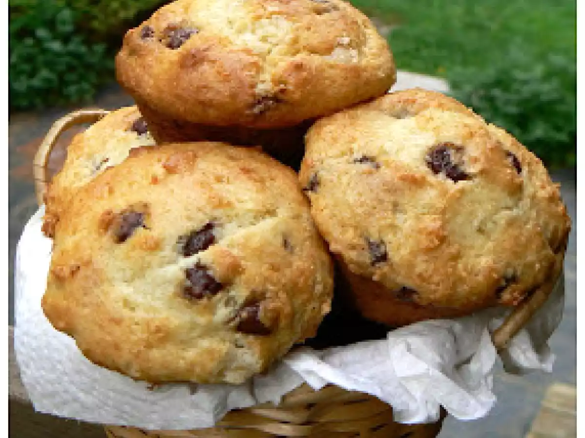 Muffins aux pépites de chocolat et à la crème sûre