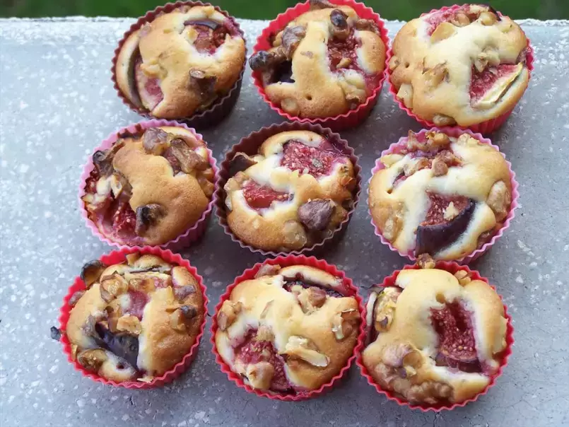 Muffins figues et noix sucrés au sirop de violette, photo 1