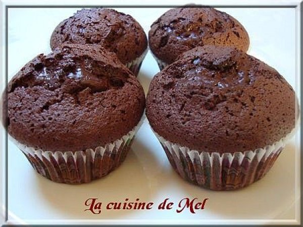 MUFFINS FONDANTS AU CHOCOLAT NOIR