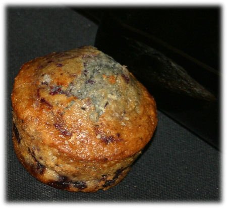 Muffins Pepites De Chocolat Blanc Mures Et Confiture De Cassisa Recette Ptitchef