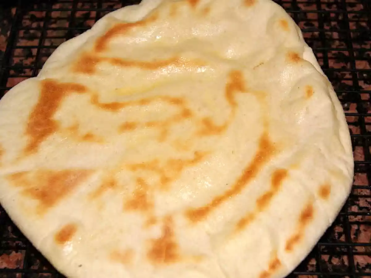 Naan au beurre pour accompagner le Tajine