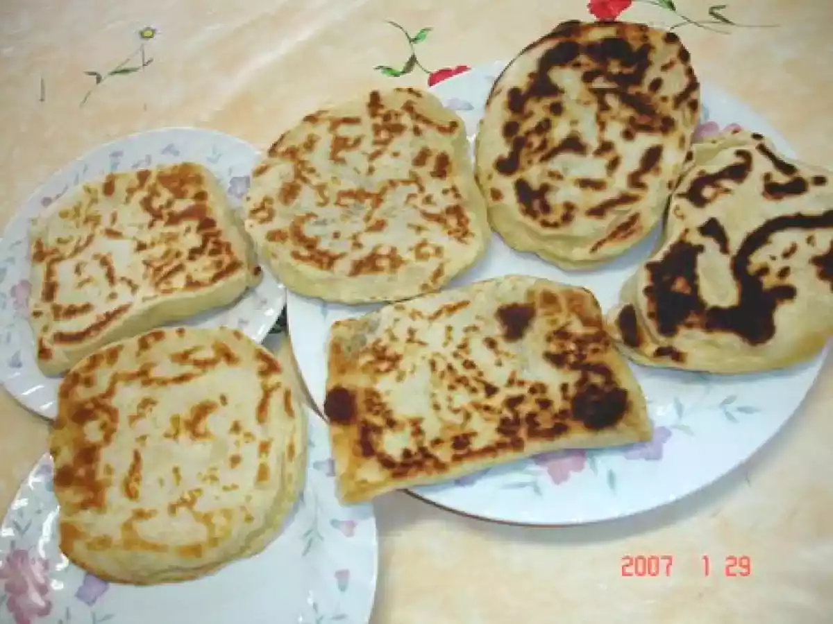 Naans au choco, lardons, oignons et pommes, et autres