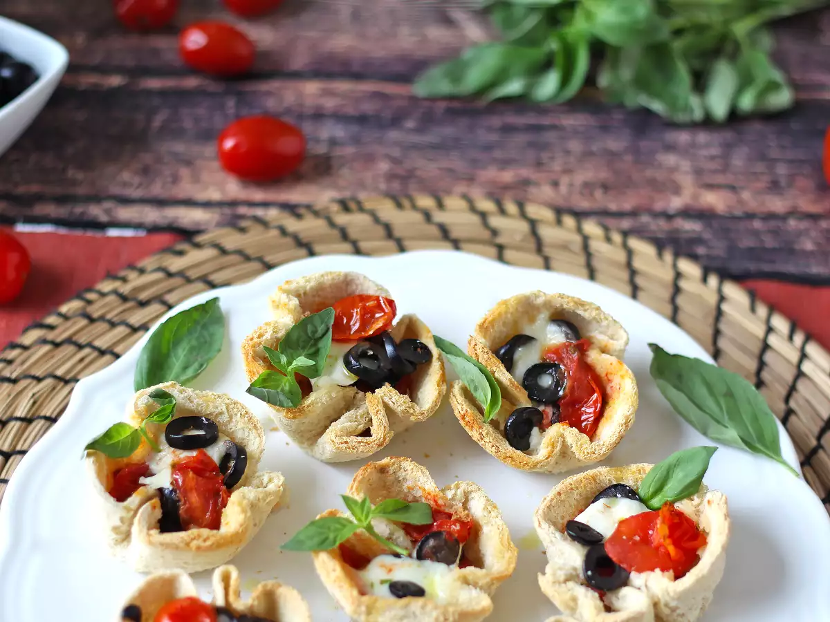 Nids de pain à la mozzarella, tomates et olives - photo 6