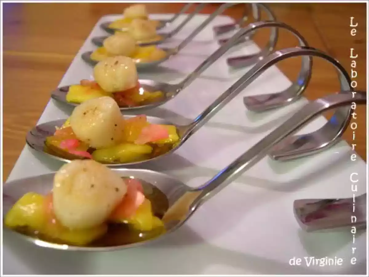 Noix de Pétoncles à la Mangue, Gingembre & Eau de Rose