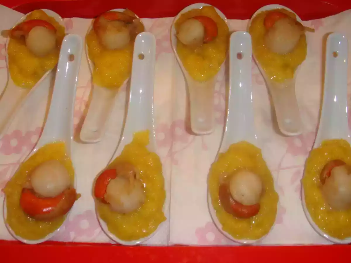 Noix de Saint-Jacques sur lit de mangue