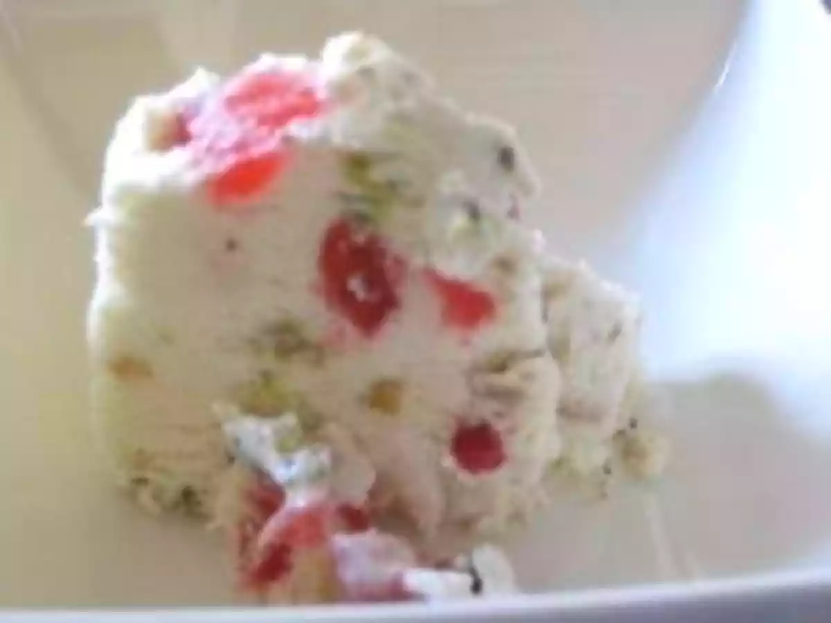 Nougat glacé aux abricots