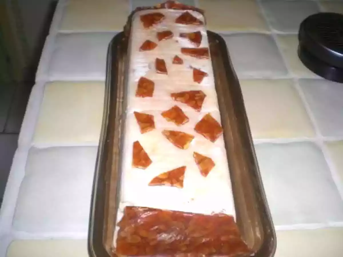 Nougat glacé aux fruits confits et au rhum - photo 2