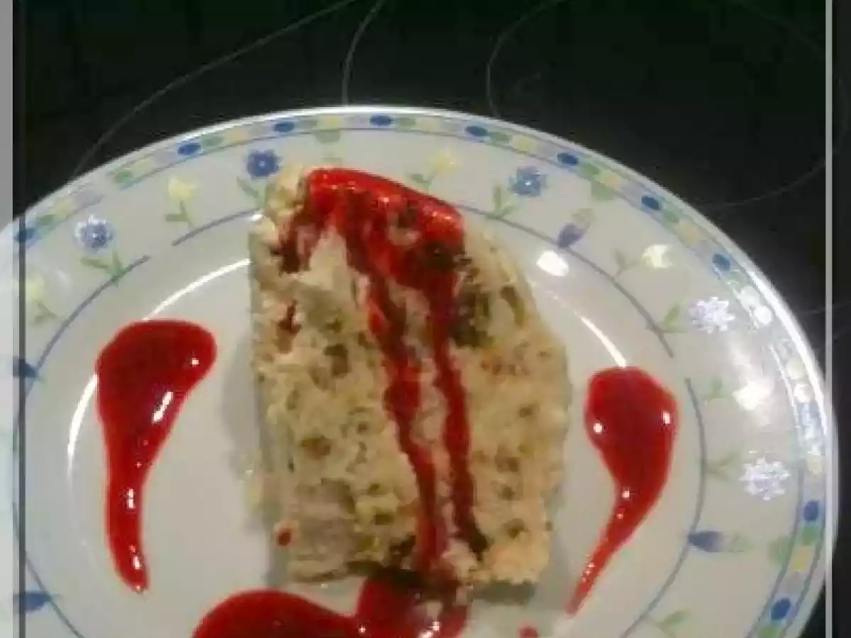 Nougat glacé et son coulis de framboise