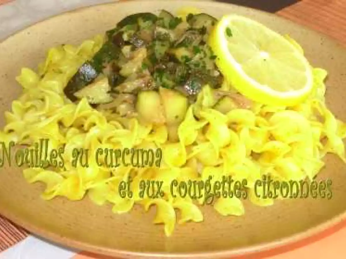 Nouilles au curcuma et aux courgettes citronnées - photo 2