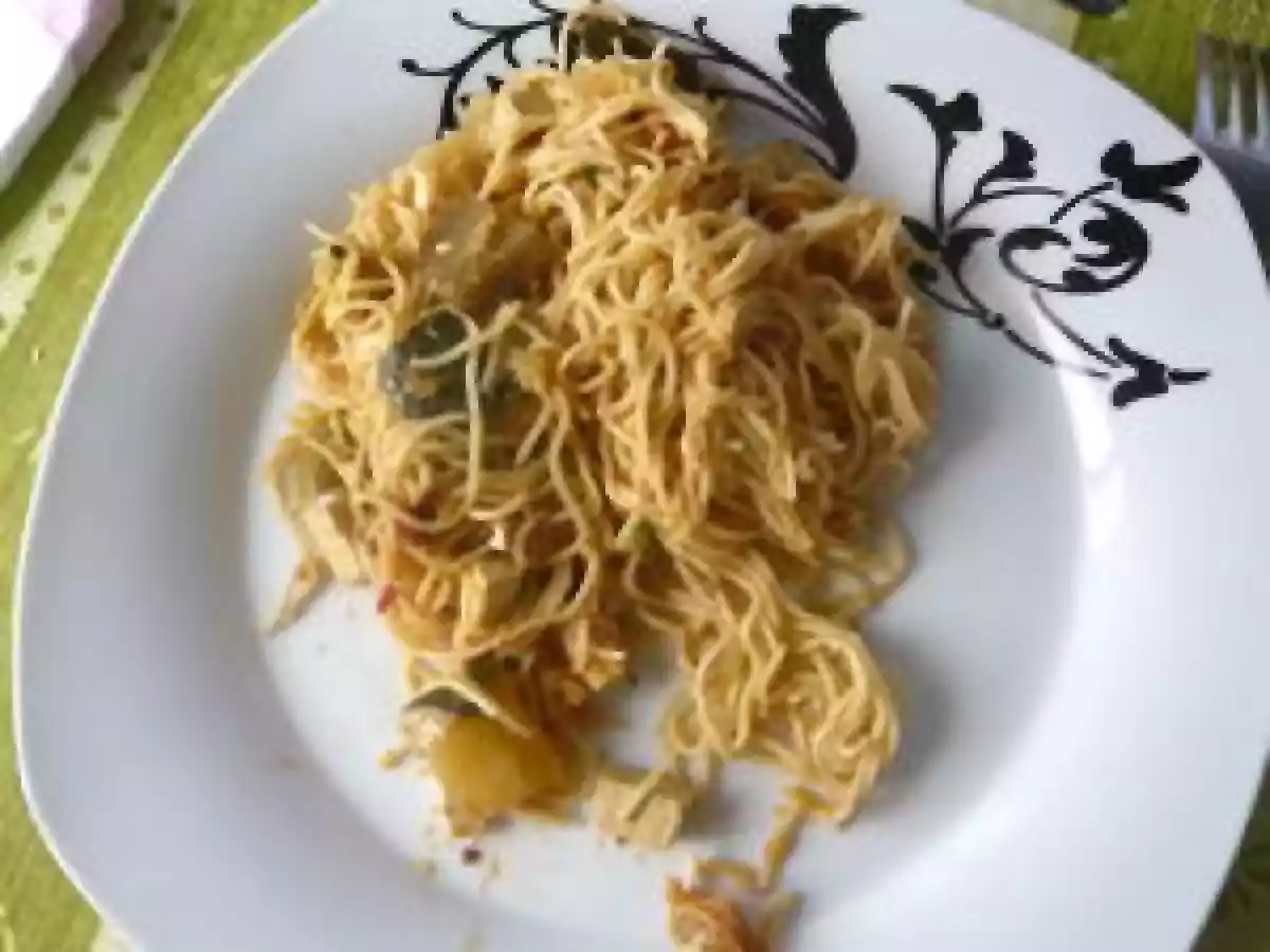 Nouilles chinoises aux légumes et tofu mariné