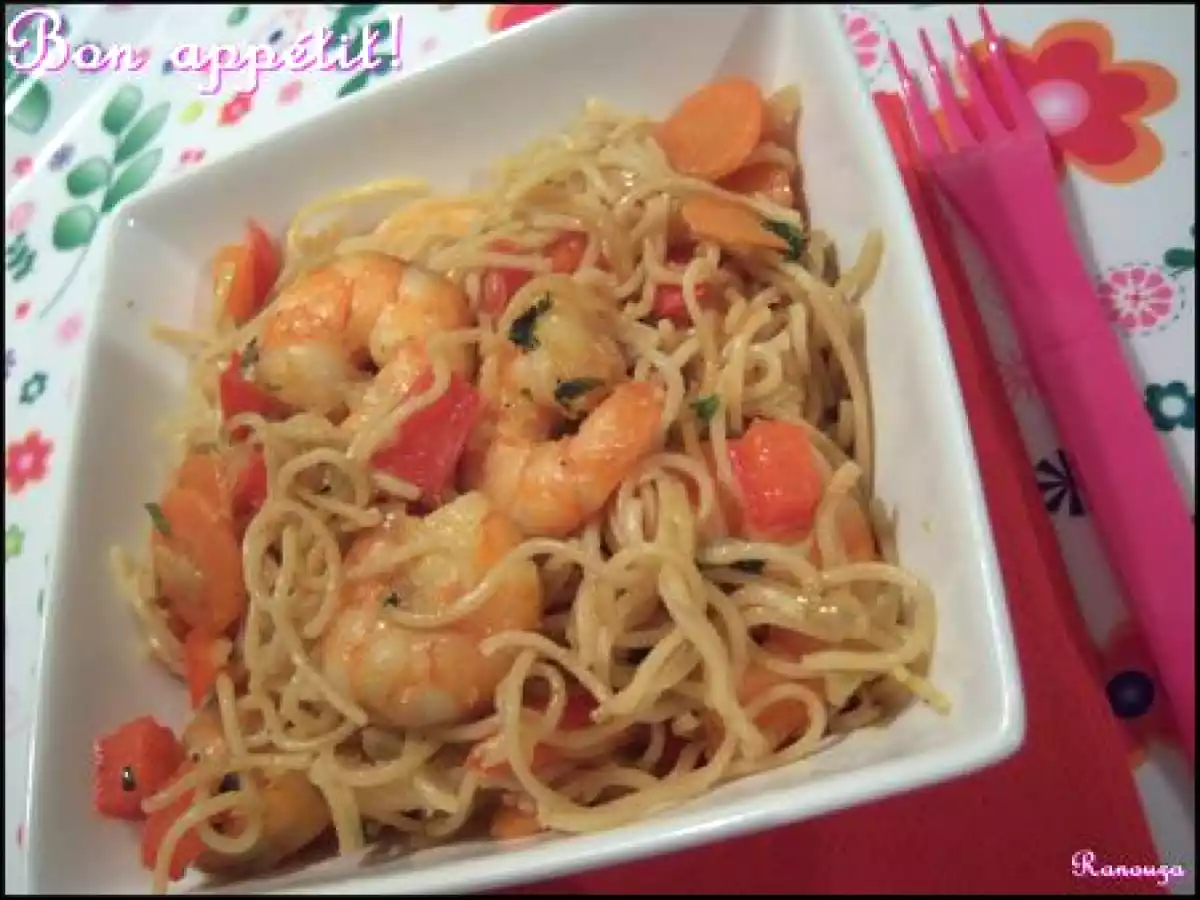 Nouilles chinoises aux scampis et aux légumes - photo 3