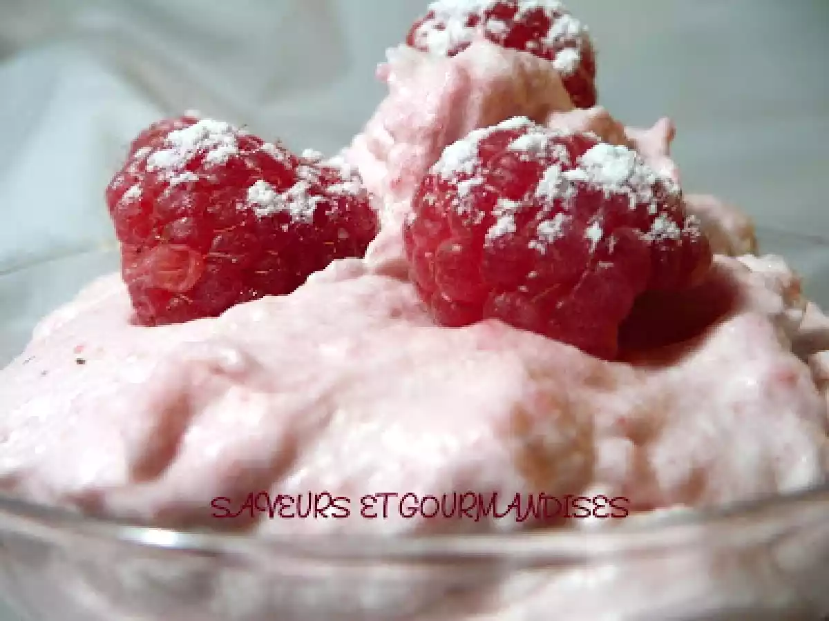 NUAGE AUX FRAMBOISES.