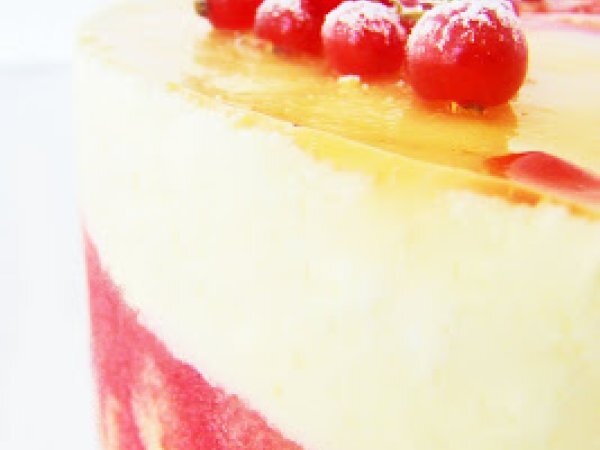 Nuage De Fraises Framboises Un Entremet Tout En Douceur Et Croquant Recette Ptitchef