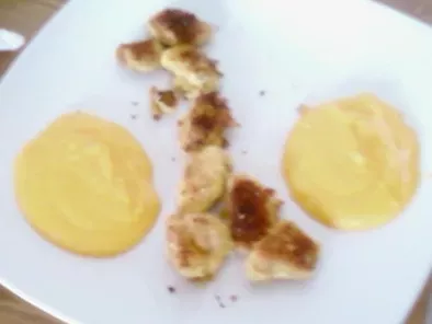 Nuggets de poulet épicés et sa purée au curcuma