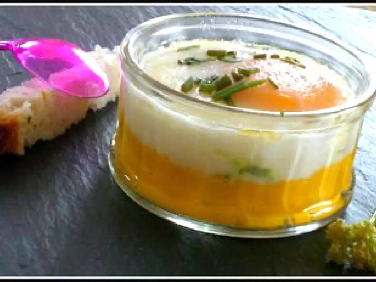 Oeuf cocotte à la criste marine et sa crème de carotte aux épices douces