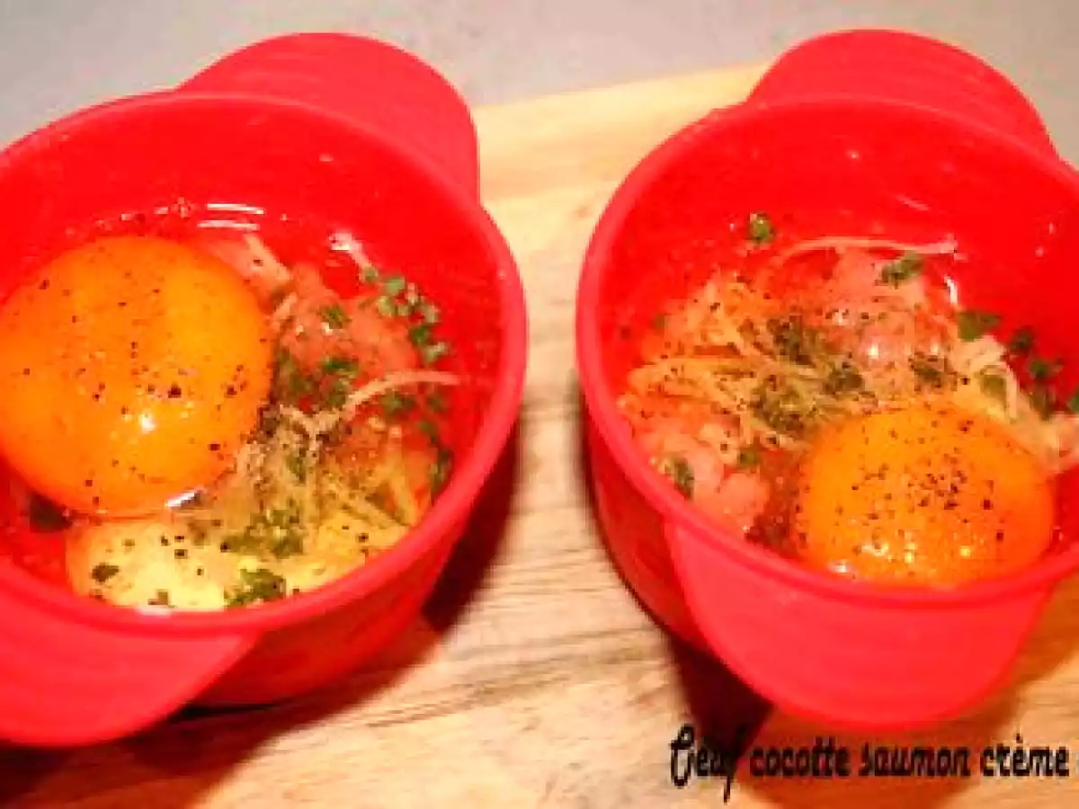 OEUF COCOTTE AU SAUMON CREME ET CIBOULETTE