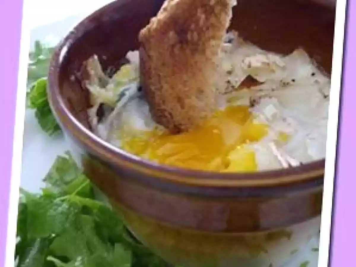 Oeuf cocotte aux poireaux et au chèvre