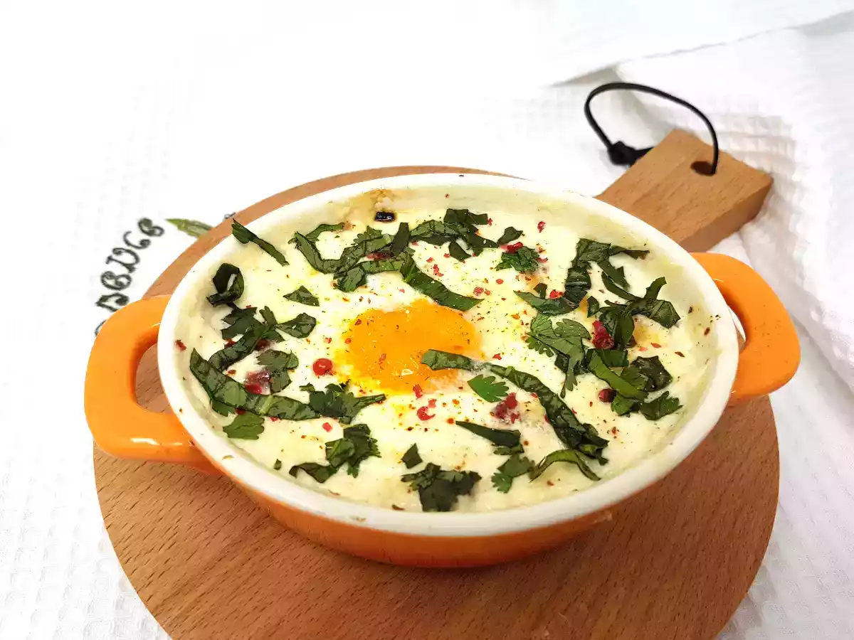 Oeuf cocotte chèvre et échalotes - photo 2