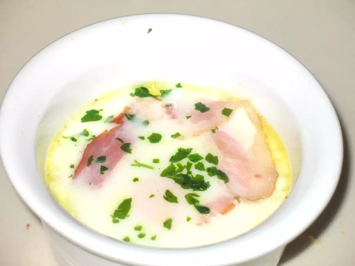 Oeuf cocotte jambon fumé