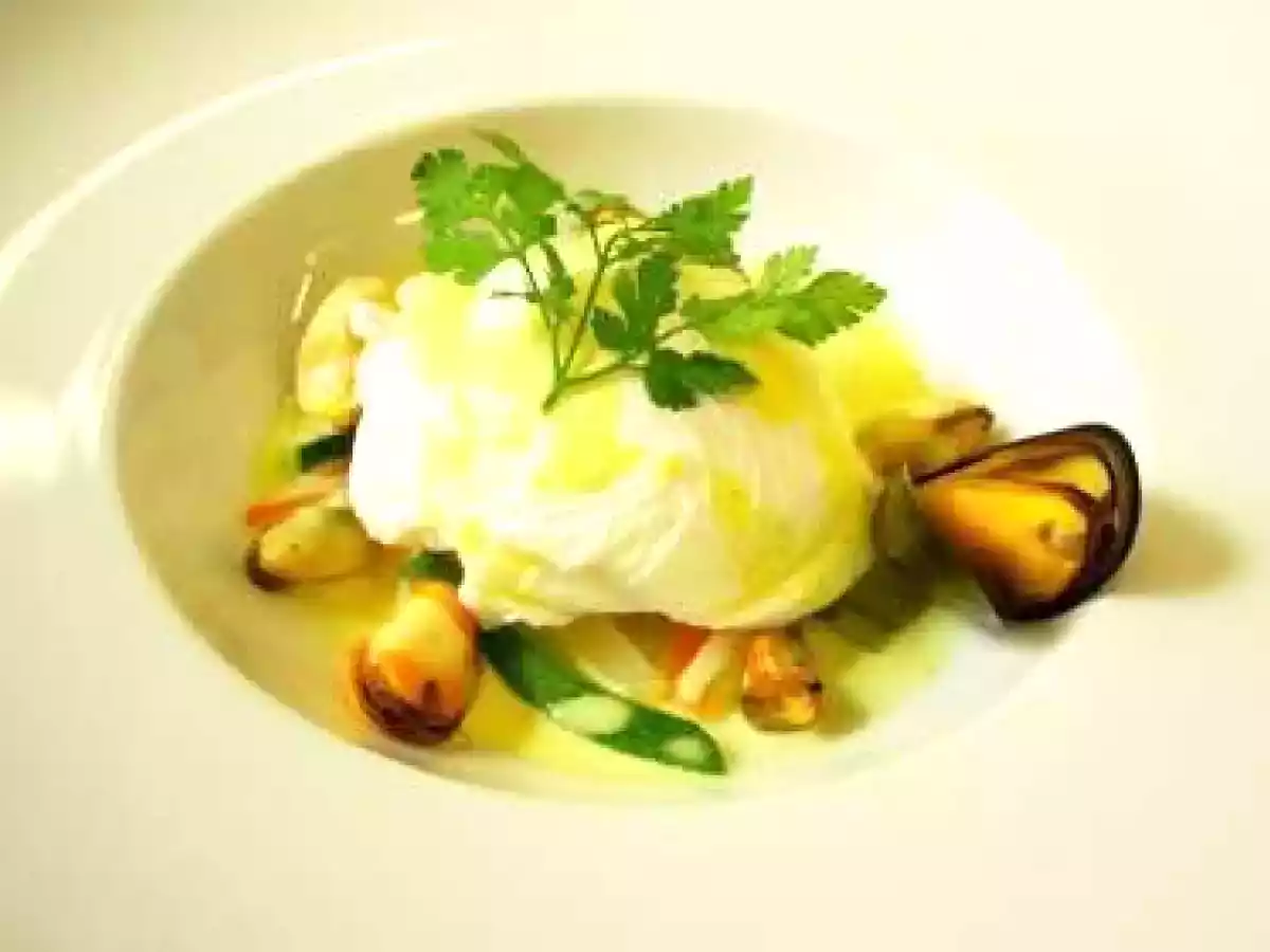 Oeuf poché en marinière de moules sauce curry... - photo 3